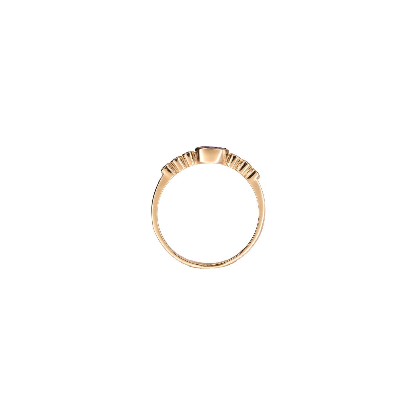 Bezel Ring
